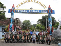 Bupati ucapkan selamat datang pada AKOMLEK KASAU, dan minta Satradar 222 Ploso dapat memfasilitasi melihat Hilal