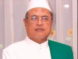 KH Djamaludin Ahmad, telah berpulang,.  Sebagian besar Warga Jombang Masih Merasa Berduka Kehilangan Kiai Santun Dan Kalem