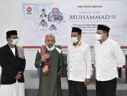 Ceramah KH. Idrus Romli : Tiga Sebab Yang Dapat Merobohkan Agama Islam