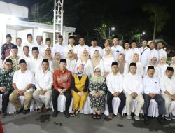 Bupati Siapkan Tempat Jalin Komunikasi, Hingga Pengurus Partai Betah Berjam-Jam Di Pendopo