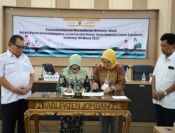 Temu Generasi Sehat Indonesia MoU dengan Bupati Jombang disaksikan berbagai pihak