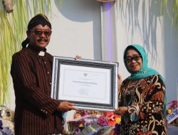 Tradisi Riyaya Undhuh Undhuh Mojowarno Mendapatkan Sertifikat Warisan Budaya Tak Benda Indonesia Dari Pemerintah Pusat