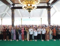 Sebanyak 6.510 Guru TPQ Berkumpul di Pendopo, ada suara dukung Bupati calonkan kembali