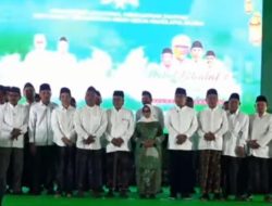 Pada helatan Pelantikan dan Halal Bihalal PCNU, Mundjidah Wahab diminta Pimpin Jombang Kembali
