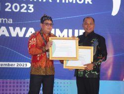 Kabupaten Jombang menerima dua penghargaan Puncak Hari Aksara Internasional