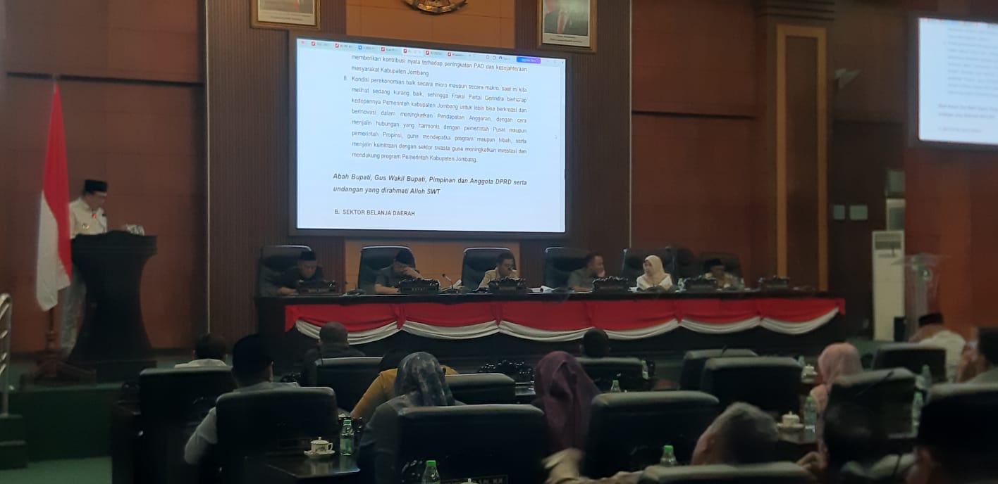 Suasana Rapat Paripurna di DPRD Jombang